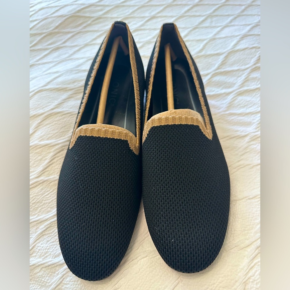 Vionic Willa Knit Loafers